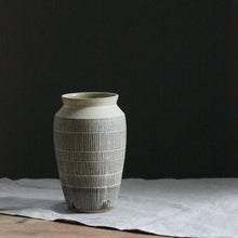 Load image into Gallery viewer, SGRAFFITO VASE #1