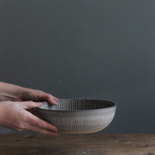 Load image into Gallery viewer, SGRAFFITO SERVING BOWL