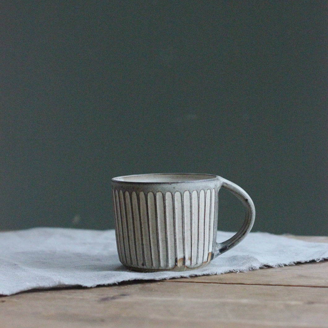 SGRAFFITO MUG #4