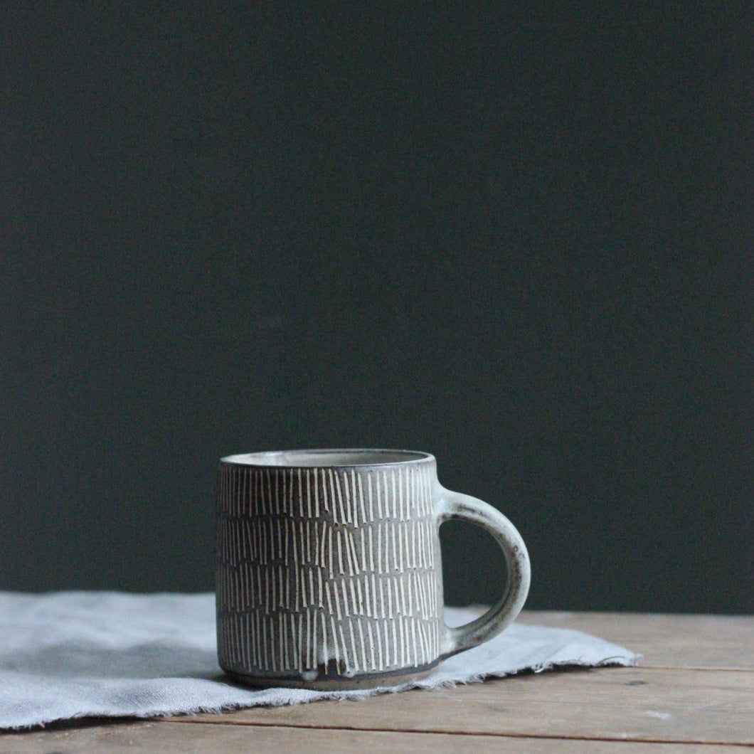 SGRAFFITO MUG #8