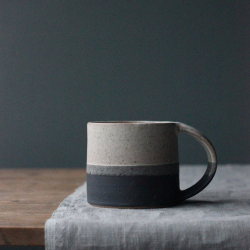 TOASTED CHARCOAL MUG