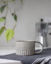 Load image into Gallery viewer, SQUAT SGRAFFITO MUG