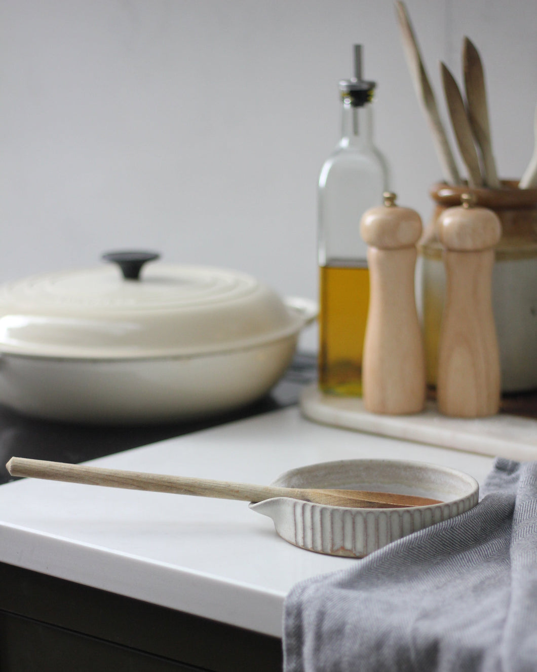 SPOON REST