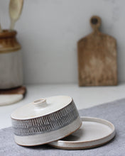 Load image into Gallery viewer, BUTTER DISH