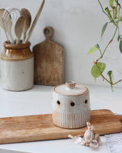 Load image into Gallery viewer, GARLIC KEEPER