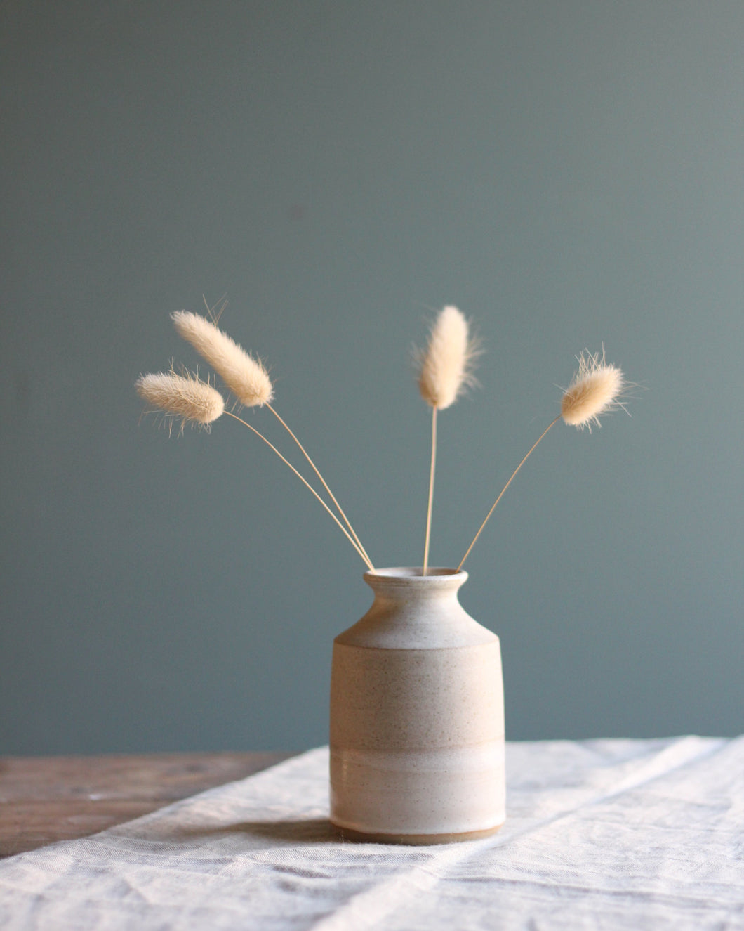 TOASTED WHITE STEM VASE