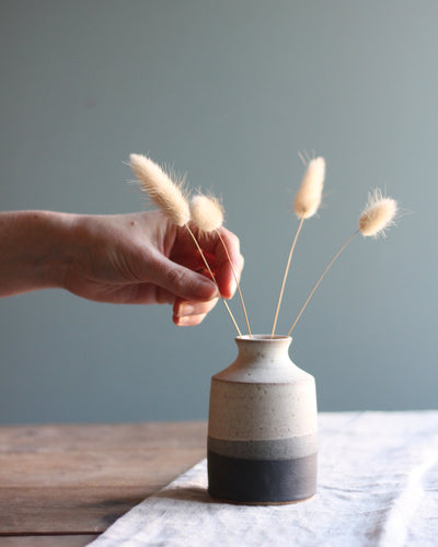 TOASTED CHARCOAL STEM VASE