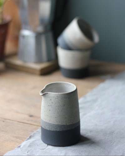 TOASTED CHARCOAL POURER