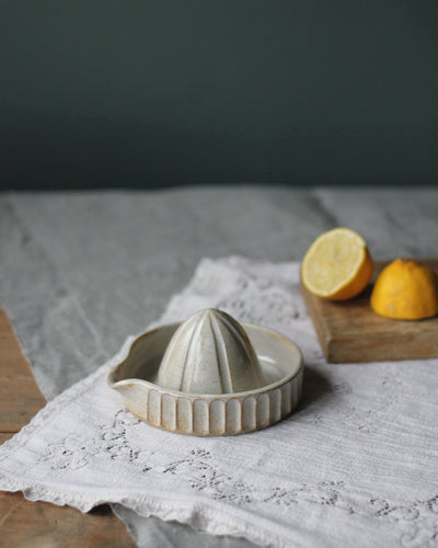 CARVED LEMON SQUEEZER