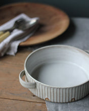 Load image into Gallery viewer, CARVED SERVING DISH