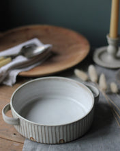 Load image into Gallery viewer, CARVED SERVING DISH