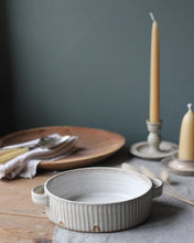 Load image into Gallery viewer, CARVED SERVING DISH