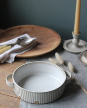 Load image into Gallery viewer, CARVED SERVING DISH