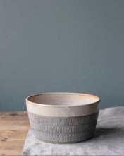 Load image into Gallery viewer, SGRAFFITO SERVING BOWL