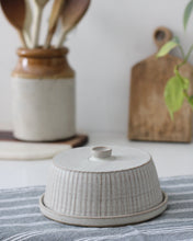 Load image into Gallery viewer, CARVED BUTTER DISH
