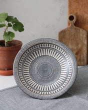 Load image into Gallery viewer, SGRAFFITO DISH #1