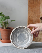 Load image into Gallery viewer, SGRAFFITO DISH #3
