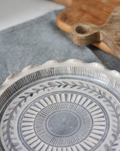 Load image into Gallery viewer, SGRAFFITO PLATE #1