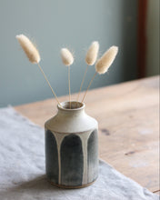 Load image into Gallery viewer, PAINTBRUSH STEM VASE