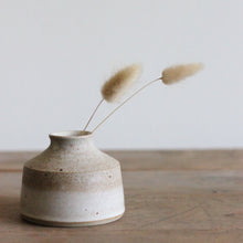 Load image into Gallery viewer, TOASTED WHITE STEM VASE #3